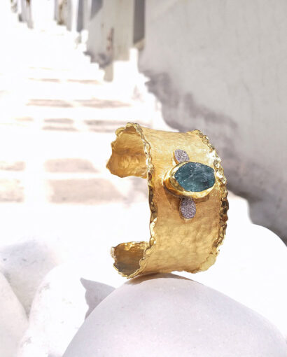 Gold bracelet with aquamarine and diamond Aquamarine Aquamarine