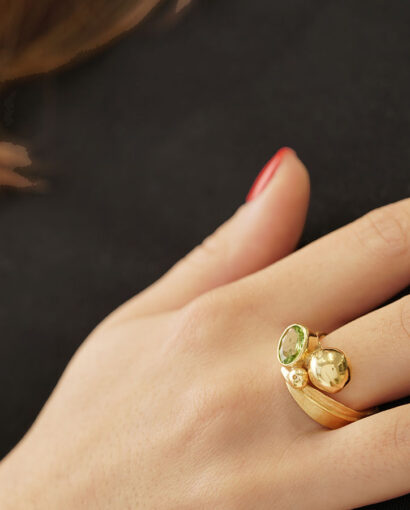 Gold ring with peridot stone Miscellaneous Rings