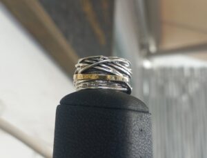 Wired ring